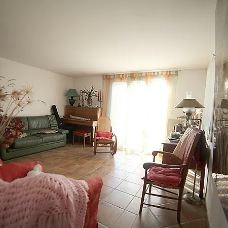 Le Clos Des Vignes Raphael 4*