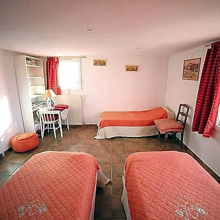 Le Clos Des Vignes Raphael Bed & Breakfast