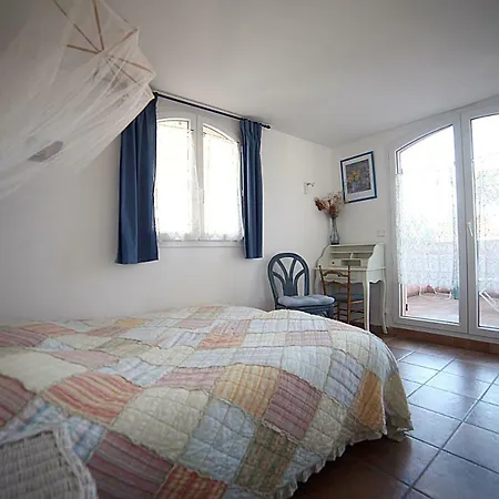 Bed & Breakfast Le Clos Des Vignes Raphael 4*